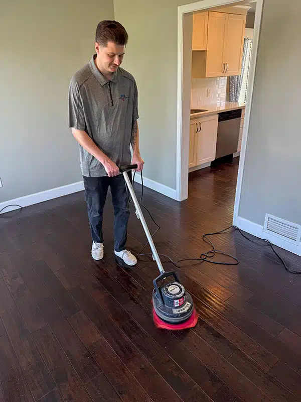 Laminate & Vinyl Floor Cleaning in Taylorsville